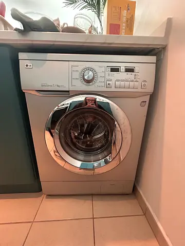 Bosch Direct Drive 4KG washer dryer