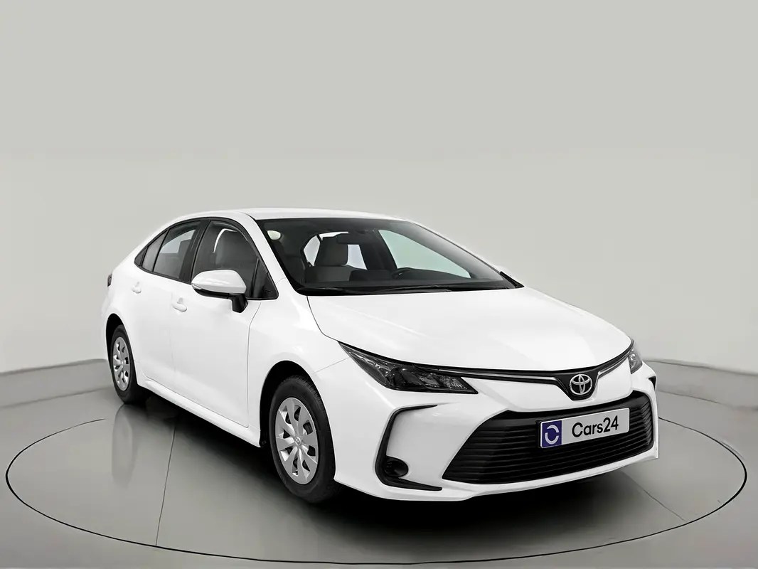 Toyota Corolla 2024 — photo 1 of 13