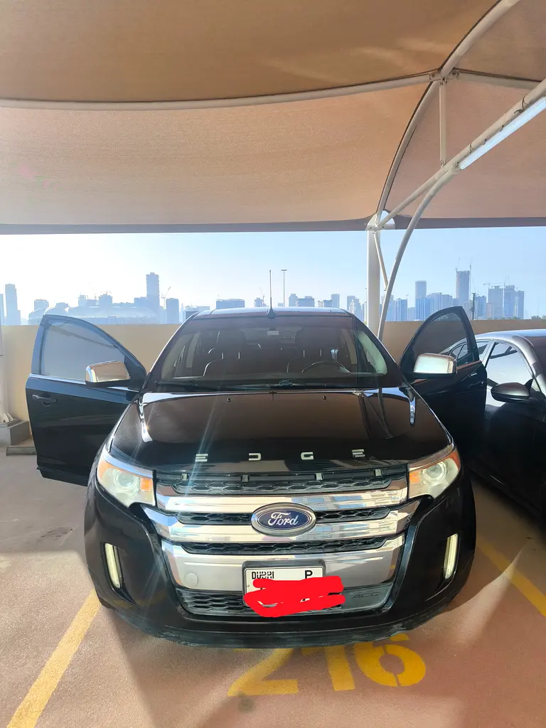 Ford Edge 2013 — photo 1 of 11