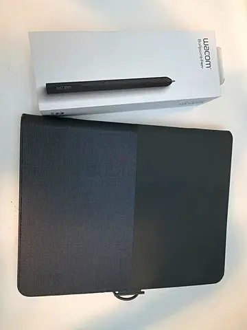Wacom Bamboo Spark + Pen (Smart folio)