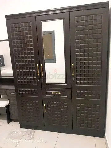 New cabinet 3door available