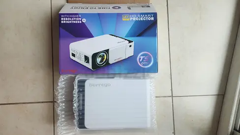 Brand new Borrego HD Smart Projector