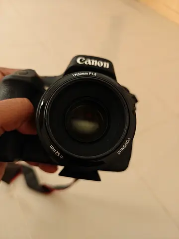 Canon DSLR 80D
