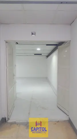 1150 SQFT READY TO MOVE IN MEZZANINE FLOOR WAEHOUSE