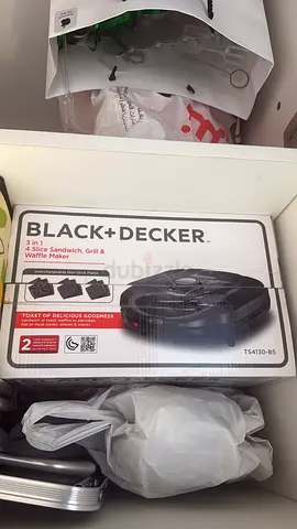 Black+Decker 3-in-1 Sandwich, Grill  Waffle Maker - Used