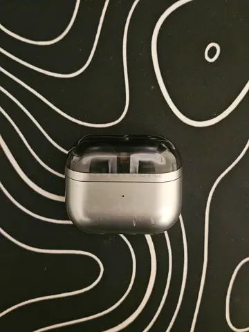 Samsung Galaxy Buds 3 - Used lightly for 1 year