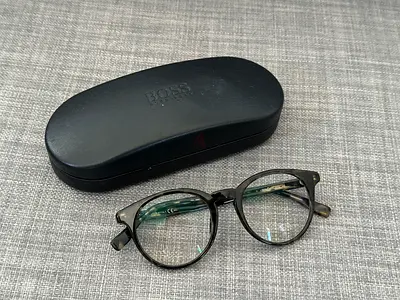 BOSS Eyeglasses with ZEISS lenses (0)