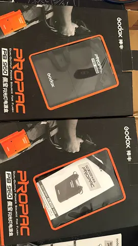 Godox PROPAC PB960 lithium-ion flash power pack x2 with Canon Flash Connectors