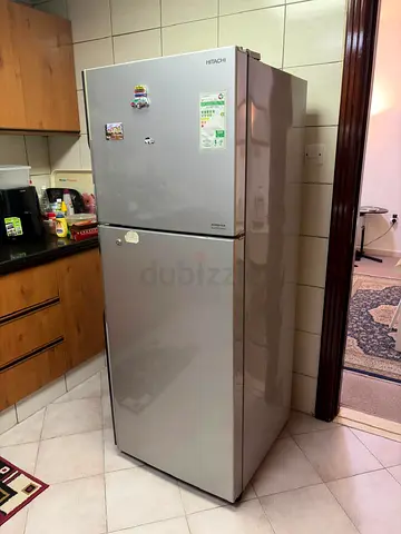 Hitachi 365 Litres Top-Freezer Refrigerator
