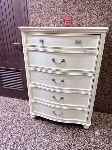 Classic White 5 Drawer Chest of Drawers