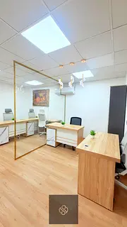950 SQ FT OFFICE | PANTRY + WASHROOM | NEAR METRO