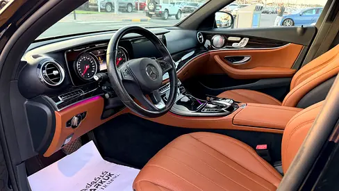 2017 Mercedes-BENZ E-CLASS — миниатюра 8