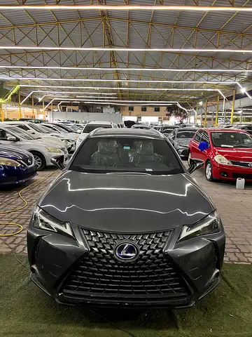 لكزس UX 250 h