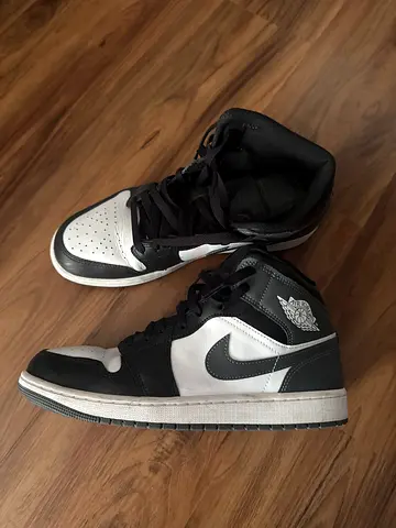 Used Nike Air Jordan 1 High - Black/White, Size (please confirm)