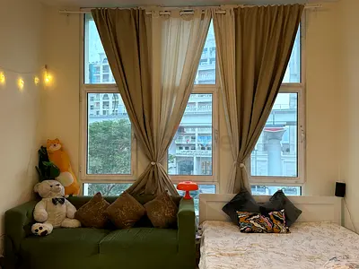 L Shape Studio Apt. available for monthly rental near Metro