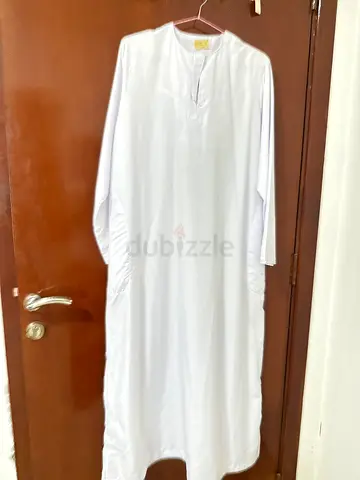White Mens Kandura Traditional Wear