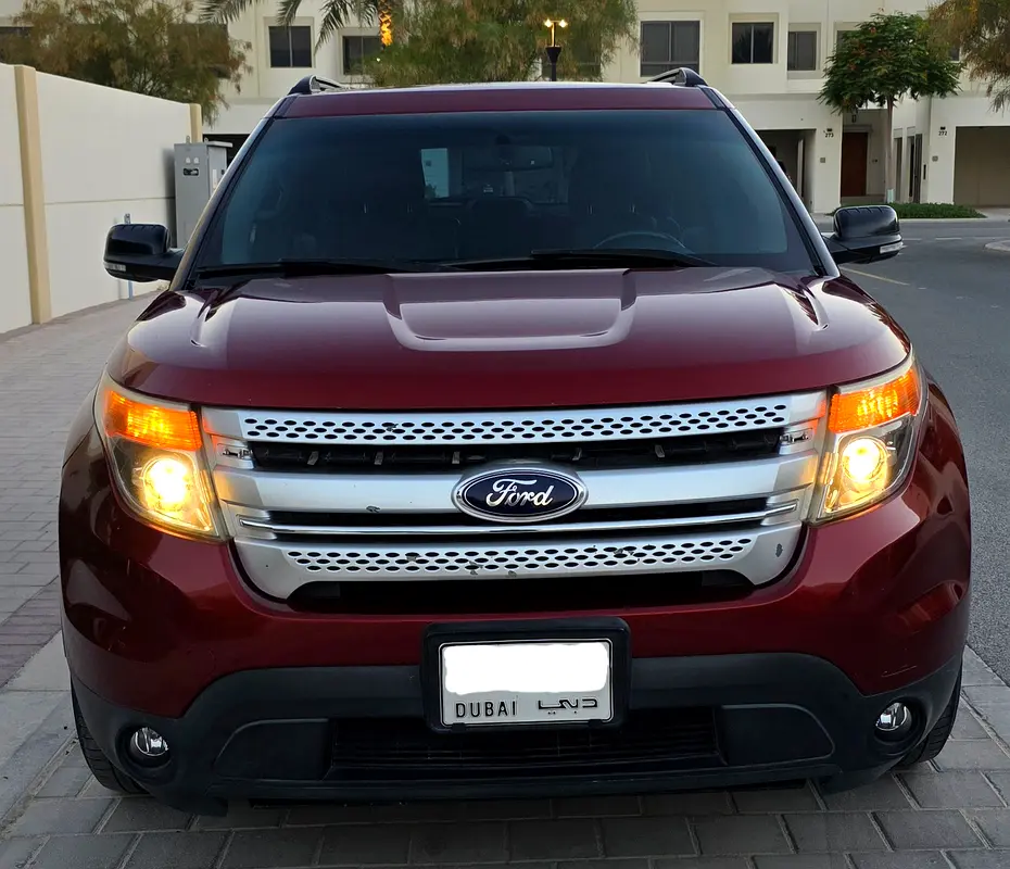 Ford Explorer 2014 — photo 1 of 10