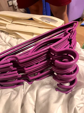 Hangers 17 pcs (lots of other things for sale too!!)