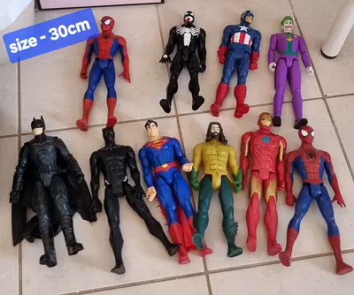Marvel Action heroes 10pcs - 100dhs