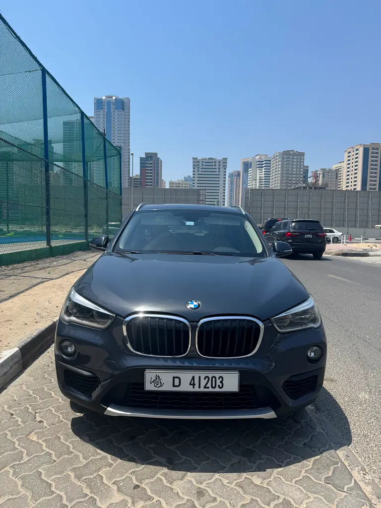 BMW X1 2018 — photo 1 of 11