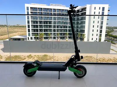 KUGOO G2 Pro 21Ah in Neon Green Electric scooter for sale!