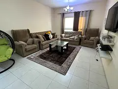 Available today, a large room and hall overlooking the main street, a balcony, two large bathrooms,