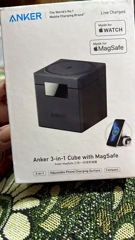 Anker 3-in-1 PowerHub Cube with MagSafe (iPhone, AirPods, Apple Watch) - Boxed