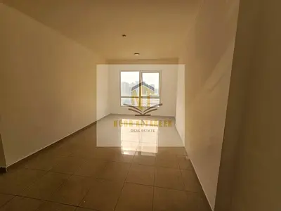 For sale: Two-bedroom apartment in Al Khan, Sharjah, 1130 sq ft, with private parking, prime location close to amenities. Price: AED 625,000. Contact: