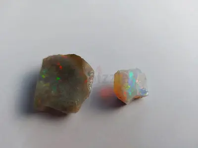 Gemstone Opal  unpolished uncut