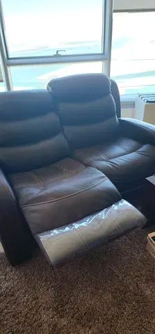 Leather sofa sets with recliners