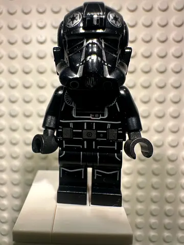 LEGO Star Wars Imperial TIE Fighter / Striker Pilot