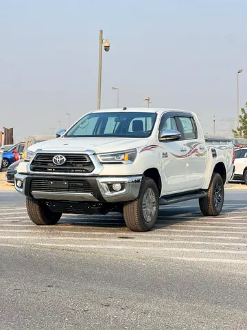 Toyota Hilux 2.4 FULL OPTION 2026