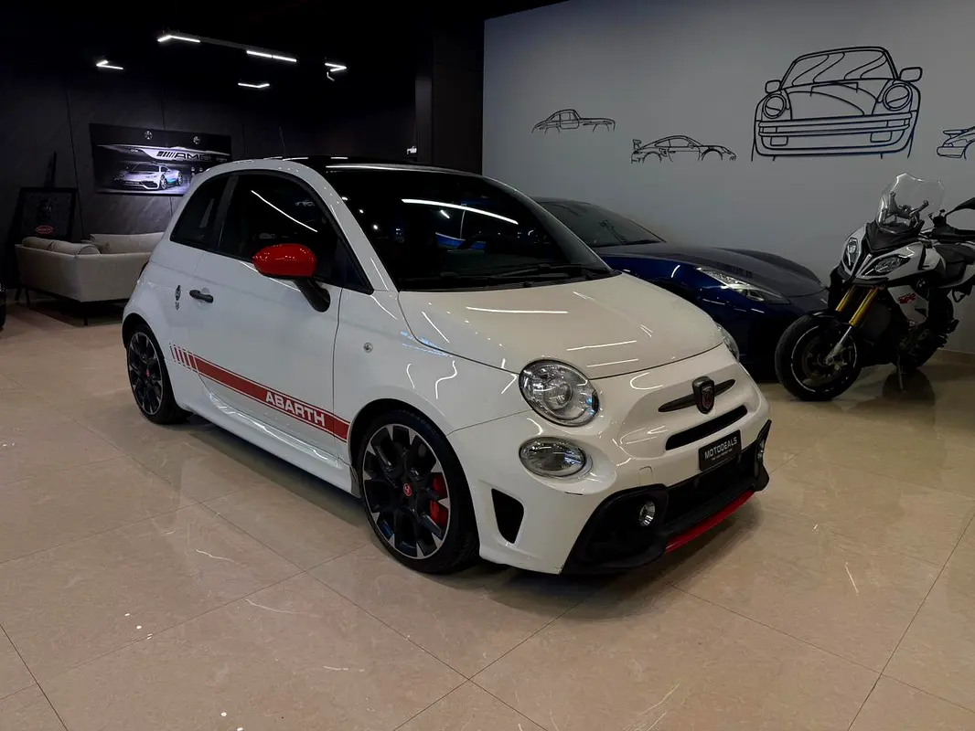 Abarth 595 2020 — photo 1 of 13