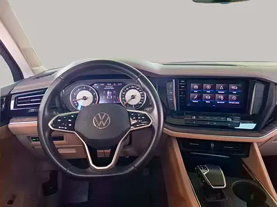 صورة 10 لـ 2021 Volkswagen TOUAREG