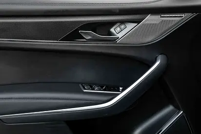 2021 Jaguar F-PACE 照片 13