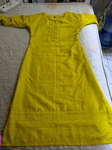 Womens Yellow Embroidered Kurti / Long Tunic – Excellent Condition
