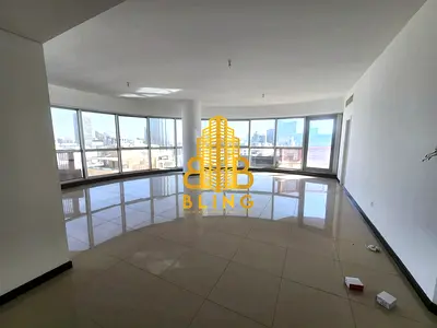 Spacious 4BHK With All Amenities & Full Sea View | Corniche