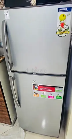 GEEPAS Silver Double-Door Refrigerator - like brand new