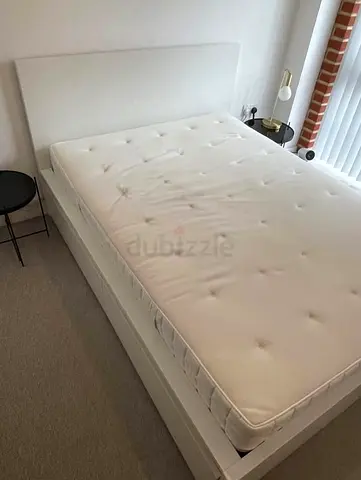 Ikea malm queen size bed with matttess 2 storage drawers