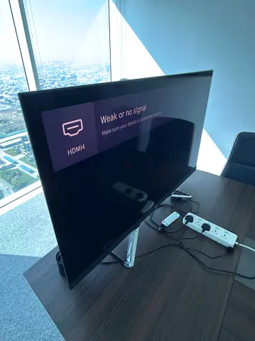 Hisense 55 inches Smart TV 4K (Office Use)