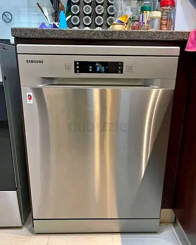 Samsung Stainless Steel Freestanding Dishwasher - Good Condition