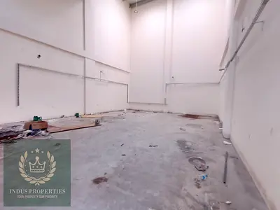 Wearhouse for rent Prime commercial location