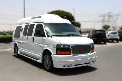 GMC Savana (4X2 ) Model 2010 VIP