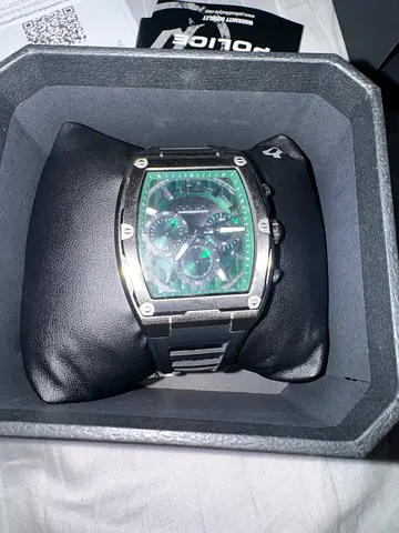 Police mens chronograph stainless steel watch with green dial - good condition