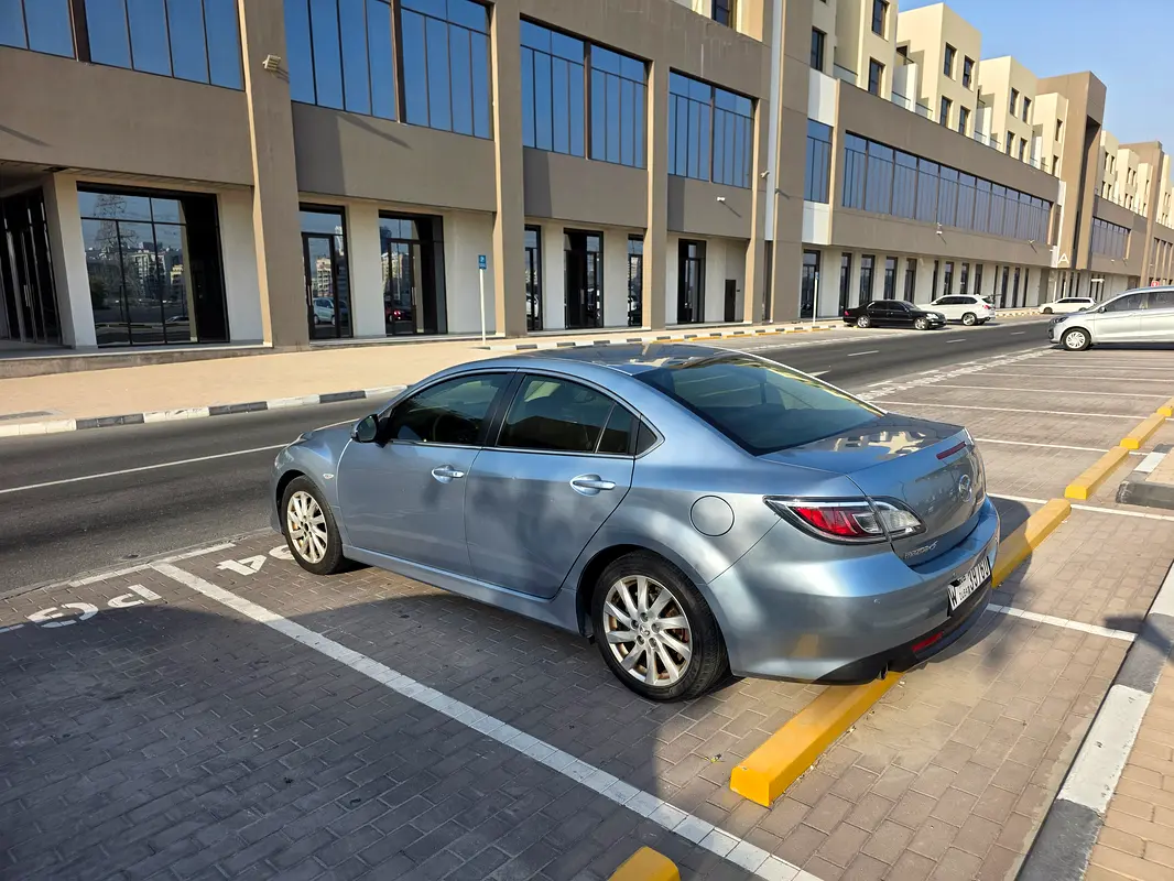 Mazda 6 2012 — photo 1 of 2