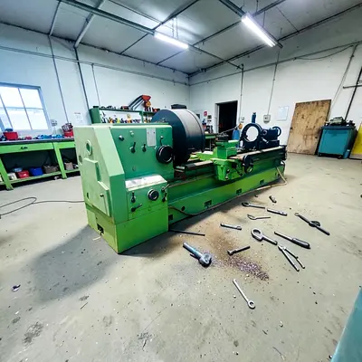 Used Heavy-Duty GURUTZPE A3000 Engine Lathe - Large Industrial Metalworking Lathe