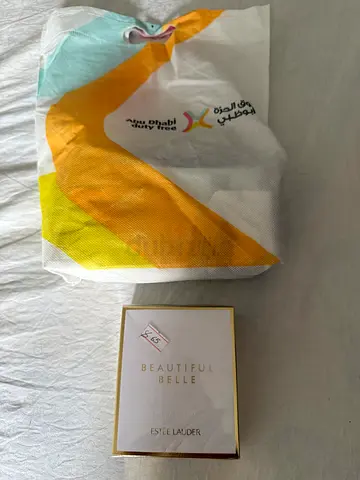 Estée Lauder Beautiful Belle perfume (boxed) - light use