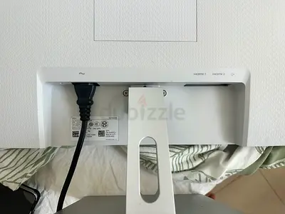27-inch Dell Monitor Standback with Power Cable - Good Condition