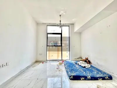 Spacious studio 1Washrooms | 500 Sqft | AED 21000| Prime Muwaileh Location near to safari mall and schools zoon and bus station