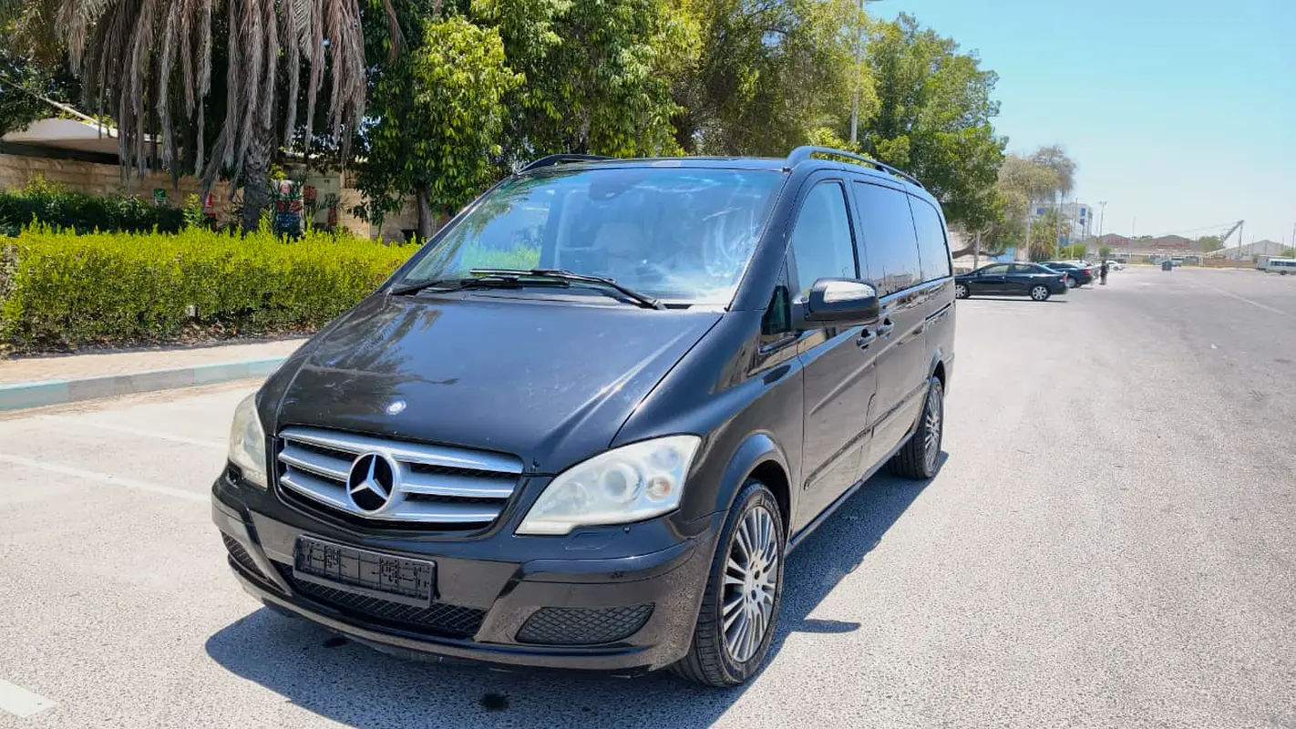 Mercedes-Benz Viano 2015 — photo 1 of 17